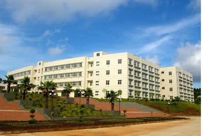麻城工业学校