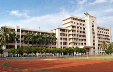 湖北现代教育集团随州理工学校