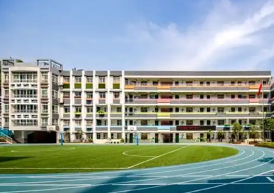 襄阳工业学校