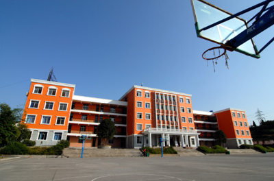 郧阳科技学校