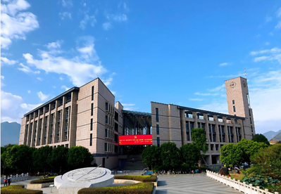 荆门市财经学校