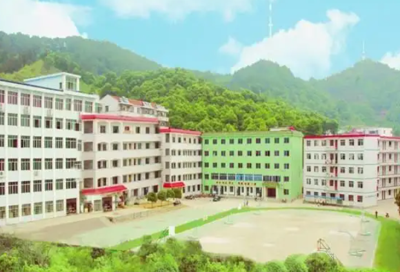英山县卫东中等专业学校